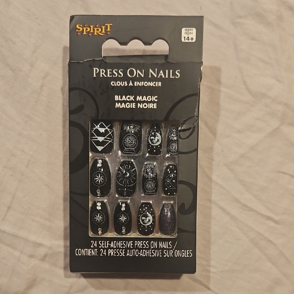 Spirit Black Magic Press On Nails